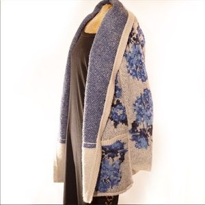 JJill Grey Blue Floral Sweater Cardigan Small Cozy
